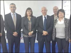 صورة تذكارية لبعض أطر الجامعة الدولية بالدارالبيضاء