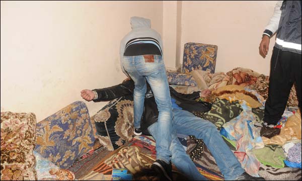 تشخيص جريمة القتل من طرف المتهم (الصديق)