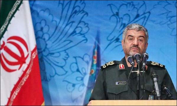 قائد الحرس الثوري الايراني اللواء محمد علي جعفري
