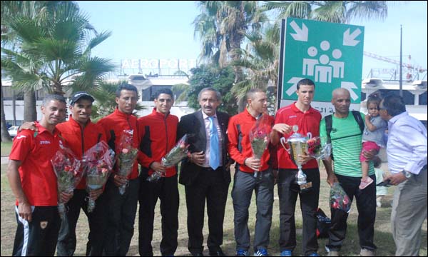 المنتخب المغربي للدراجات الفائز بطواف كوت ديفوار