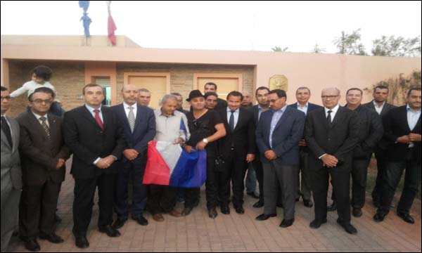وقفة تضامنية مع ضحايا الهجمات الإرهابية بباريس بمراكش