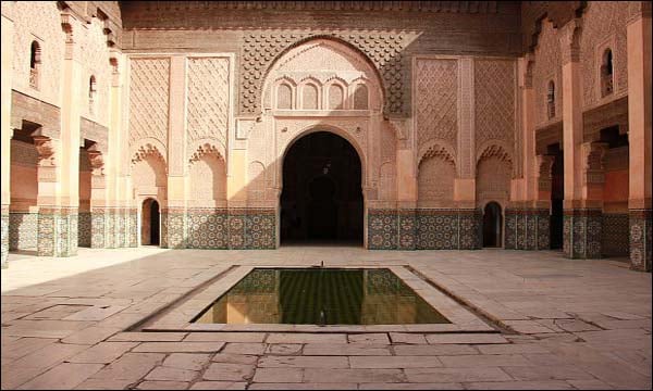 جانب من فضاء مدرسة ابن يوسف التاريخية بالمدينة العتيقة لمراكش