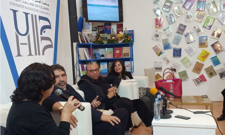 جانب من فعاليات حفل توقيع ومناقشة المؤلف السوسيولوجي (خاص)