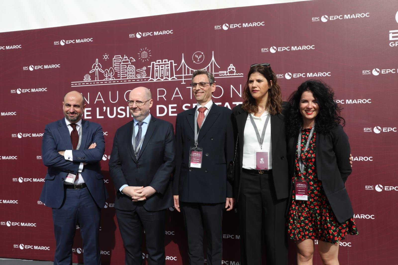 ويتميز هذا الموقع الجديد للإنتاج والتخزين الكائن في إقليم سطات والممتد على مساحة 128 هكتارا، بتوفره على أحدث الابتكارات التكنولوجية وأعلى معايير السلامة.