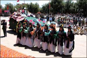 Festival de la rose à Kelâat M'Gouna et à Ouarzazate : Le culte à la fleur d'amour