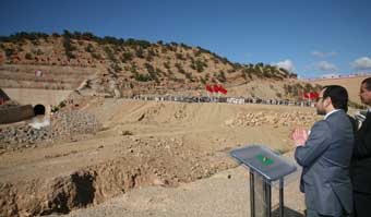 S.M. le Roi inaugure à Tamanar le barrage  Sidi Mohamed Ben Slimane Jazouli