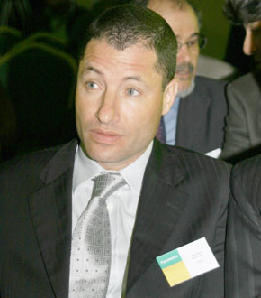 «On n'est pas des monstres  qui veulent lobbyer leur position »