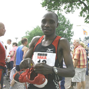 Le Kenyan David Rutoh remporte la 20e édition