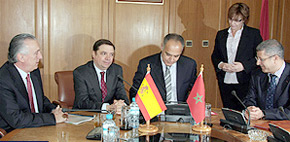 Signature à Rabat de deux conventions de financement