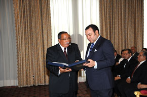 S.M. le Roi préside à Agadir la cérémonie de signature de 17 contrats pour le développement de l'université marocaine
