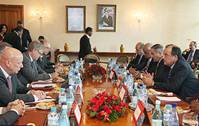 La résolution passe par une volonté internationale solide