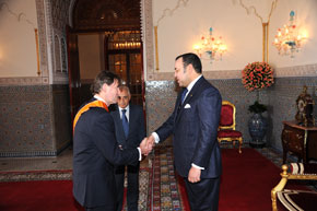 S.M. le Roi Mohammed VI reçoit les ambassadeurs d'Argentine et du Vietnam
