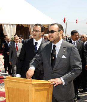 S.M. le Roi lance les travaux de construction de l'autoroute Berrechid-Béni Mellal