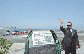 S.M. le Roi Mohammed VI inaugure le port Tanger Med Passagers,aménagé pour un investissement de 2,2 milliards de DH
