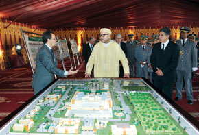 S.M. le Roi lance l'opération de délocalisation des installations militaires de la ville de Marrakech, d'un coût global de 3,05 milliards de DH