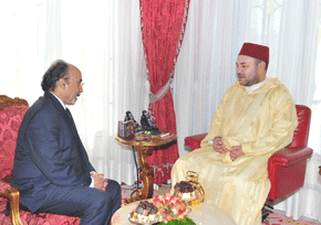 S.M. le Roi nomme Abdelaziz Benzakour à la tête de «l'Institution du Médiateur» et Mahjoub El Haiba délégué interministériel aux droits de l'Homme