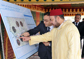 Le Souverain examine à Agadir le programme de protection contre les crues du bassin versant d'oued Souss, d'un coût global de 233 MDH