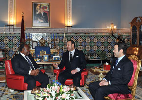 Entretiens entre Sa Majesté le Roi Mohammed VI et le Président gabonais