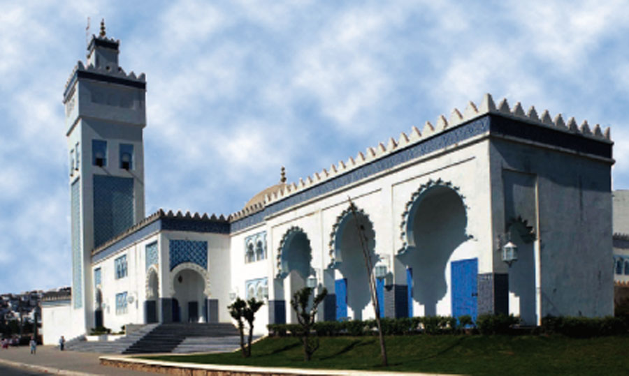 Plus de 1,590 MMDH alloués aux mosquées en 2011