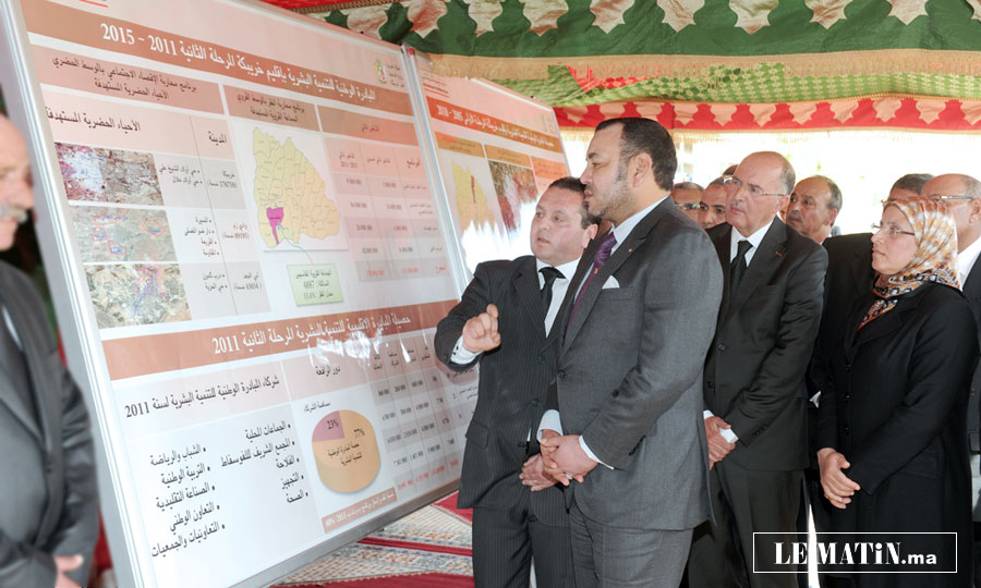 S.M. le Roi examine le programme de l’INDH dans la province de Khouribga au titre de la période 2011-2015