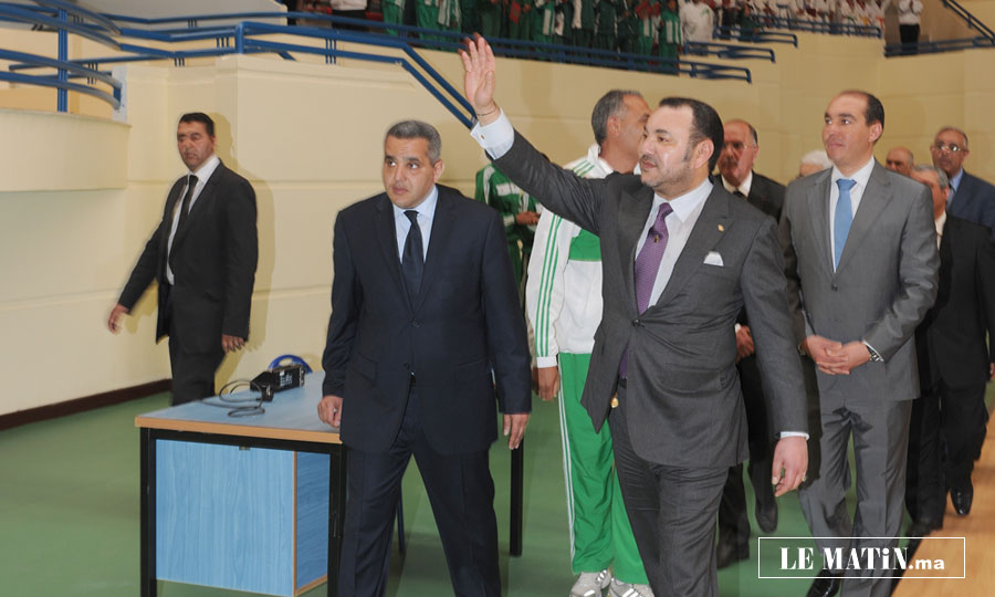 S.M. le Roi examine plusieurs projets  de développement du secteur sportif dans la province de Khouribga, d’un coût global de 129 MDH