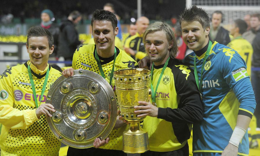 Dortmund réalise le doublé