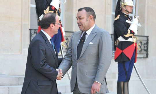 S.M. le Roi s’entretient avec le Président français