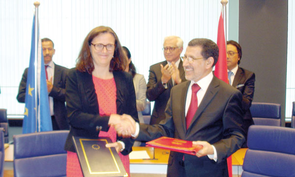 Signature d’une déclaration politique conjointe sur  le Partenariat pour la mobilité