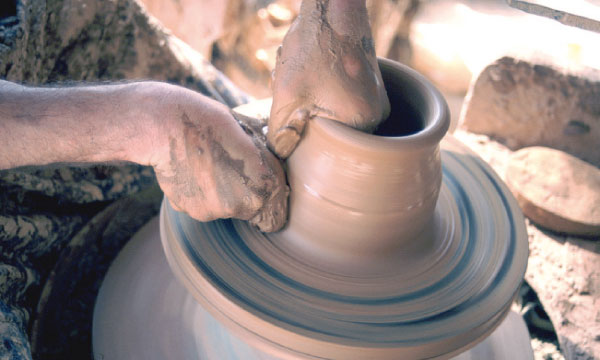 Les potiers de Salé,  des artisans qui se meurent