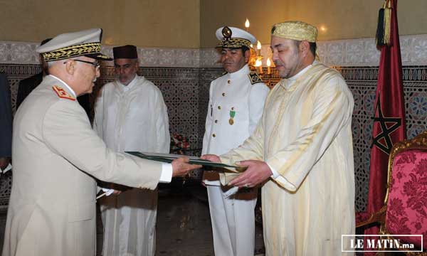 S.M. le Roi préside à Casablanca la cérémonie de prestation de serment des officiers lauréats des grandes écoles militaires et paramilitaires
