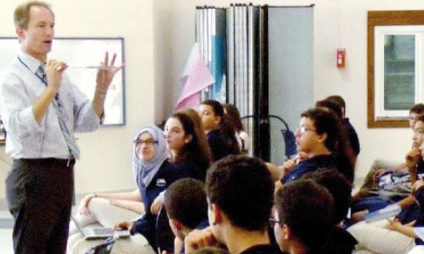 Le diplôme d’études secondaires obtient l’équivalence au Bac