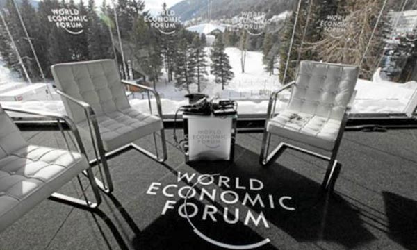 Davos se penche sur la crise