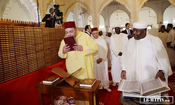 Le Souverain fait don de 10 000 exemplaires du Saint Coran à la partie gabonaise en charge de la gestion  des Affaires religieuses