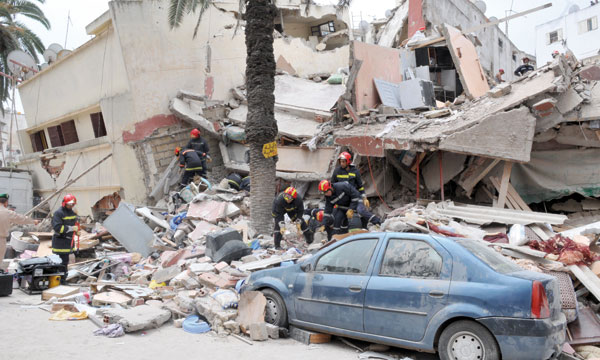 Quatre morts et 55 blessés dans  l’effondrement de trois «immeubles»