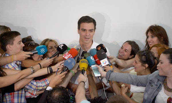 Pedro Sanchez, élu nouveau secrétaire général du PSOE
