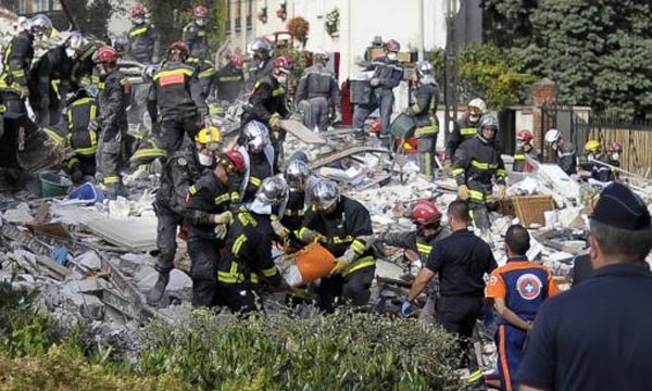 Une explosion fait quatre morts à Paris