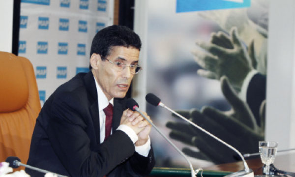 Mahjoub El Haïba dénonce le parti pris du rapport de Human Rights Watch et pointe du doigt la responsabilité de l’Algérie