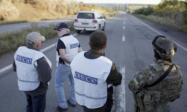 Un convoi de l'OSCE cible de tirs dans l'Est séparatiste