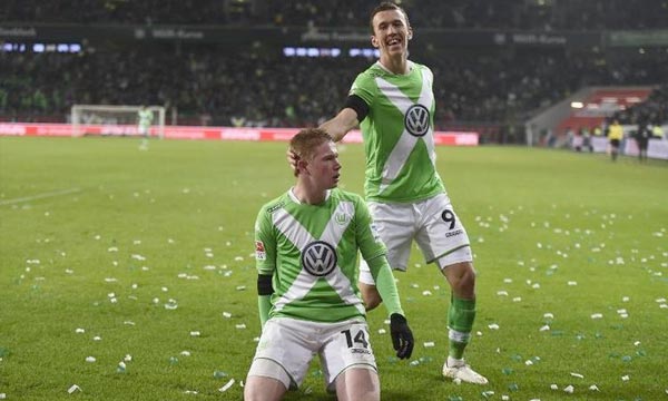 Wolfsburg inflige au Bayern sa première défaite