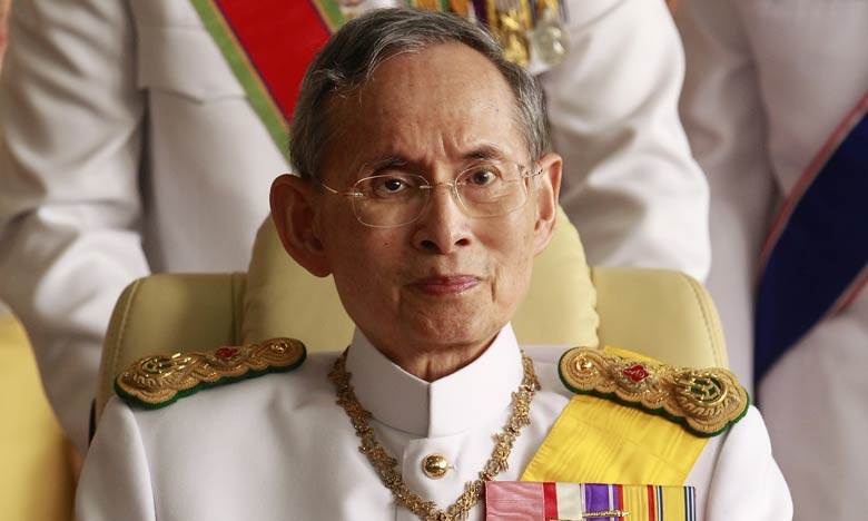 S.M. le Roi félicite  le Roi de Thaïlande  à l'occasion de l'anniversaire de son accession au Trône