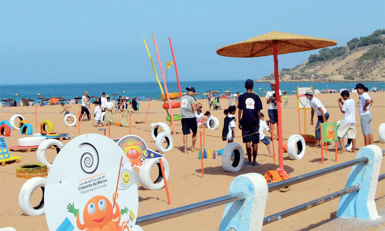 Le Pavillon bleu flotte toujours  sur la plage communale