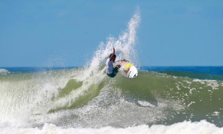 Pedro Henrique remporte la compétition de surf 