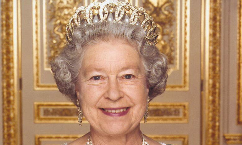 S.M. le Roi félicite la Reine Elisabeth II à l'occasion de l'anniversaire de son intronisation