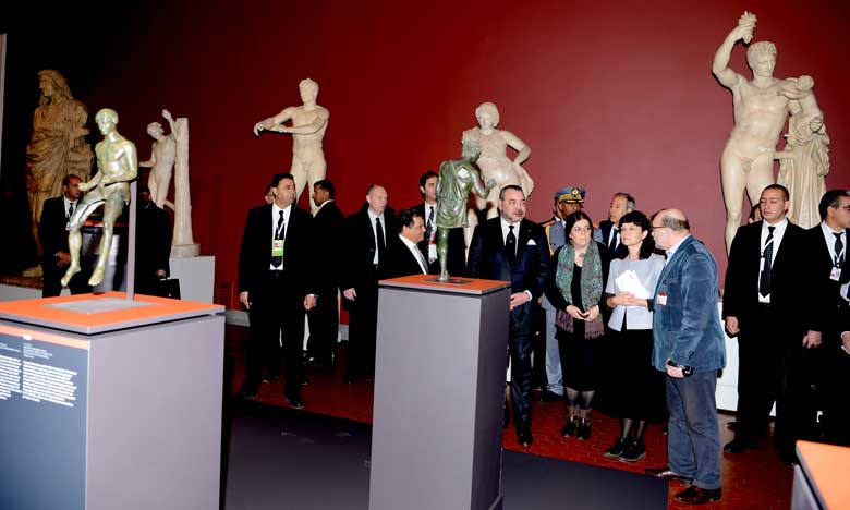 Le Souverain inaugure l'exposition «Maroc-Russie, une histoire antique partagée»