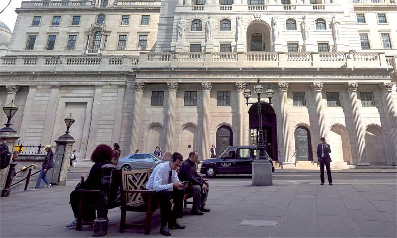 La Banque d'Angleterre préfère attendre août avant d'agir