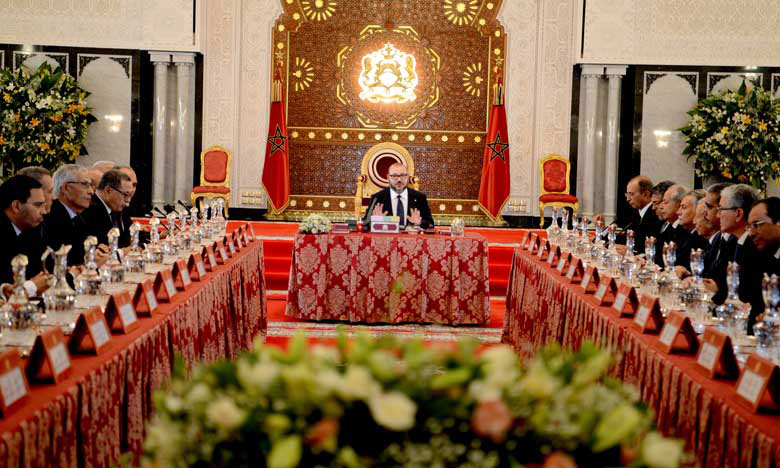 Sa Majesté le Roi Mohammed VI préside au Palais Royal à Tanger  un Conseil des ministres au cours duquel ont été adoptés trois projets de loi organique et un projet de décret-loi
