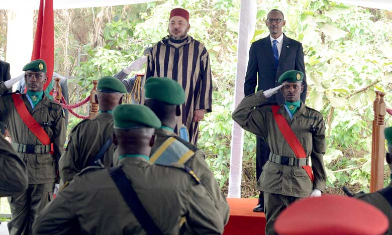 Le Chef de l’État rwandais réserve un accueil officiel en l'honneur de S.M. le Roi au siège de la Présidence à Kigali