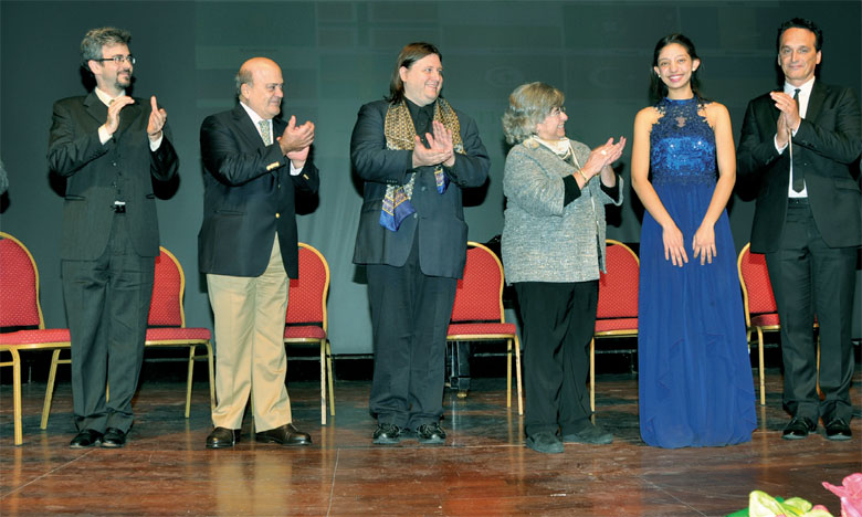Le Grand Prix décerné à la pianiste  marocaine Nour Ayadi