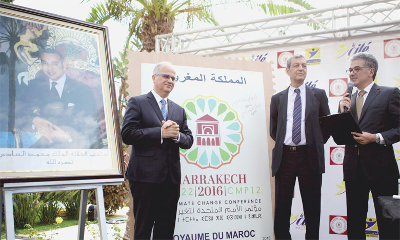 Édition de deux timbres écologiques  pour célébrer l’organisation par le Maroc  de la COP 22