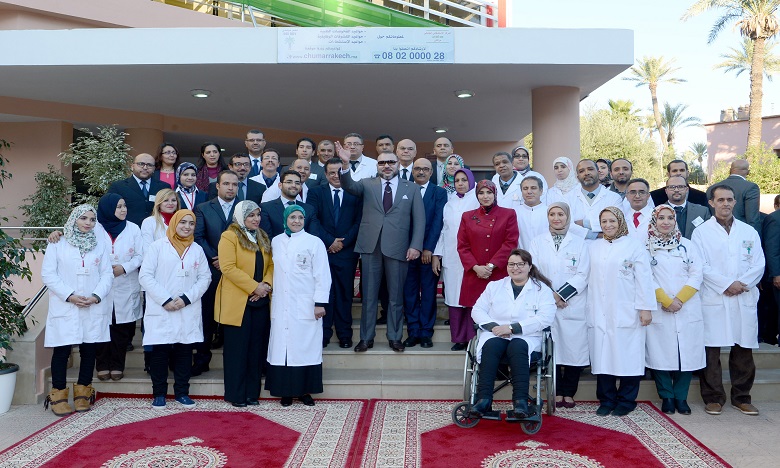 S.M. le Roi inaugure le Centre des consultations externes du CHU Mohammed VI de Marrakech réalisé pour un investissement global de 31,6 millions de dirhams